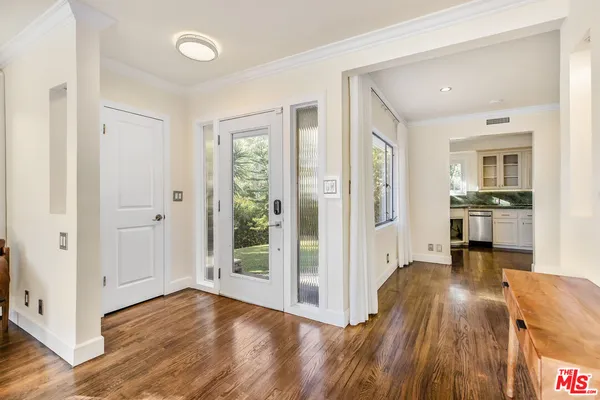 $7,995 | 9549 Dalegrove Drive, Beverly Hills, CA 90210