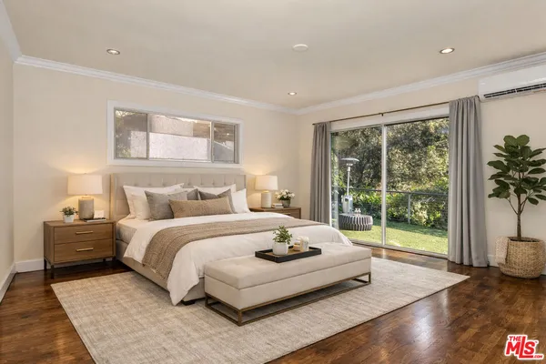 $7,995 | 9549 Dalegrove Drive, Beverly Hills, CA 90210