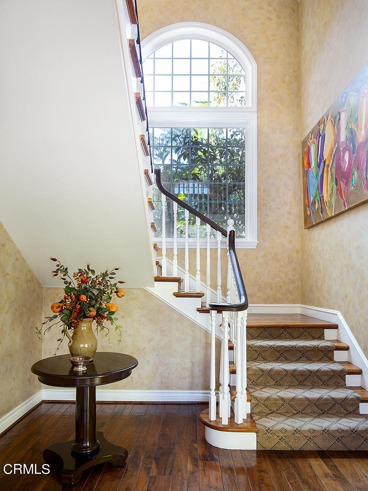 4535 Lone Pine Lane La Canada Flintridge, CA 91011 - Photo 29 of 62 a view of hall with wooden floor