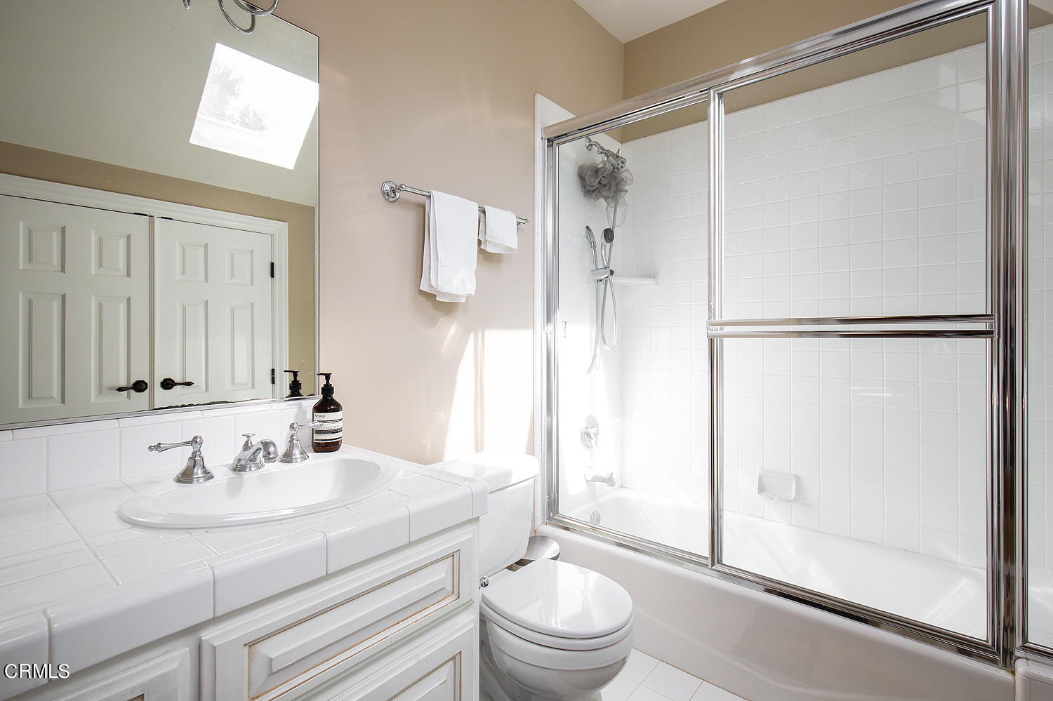 4535 Lone Pine Lane La Canada Flintridge, CA 91011 - Photo 39 of 62 a bathroom with a sink toilet and shower