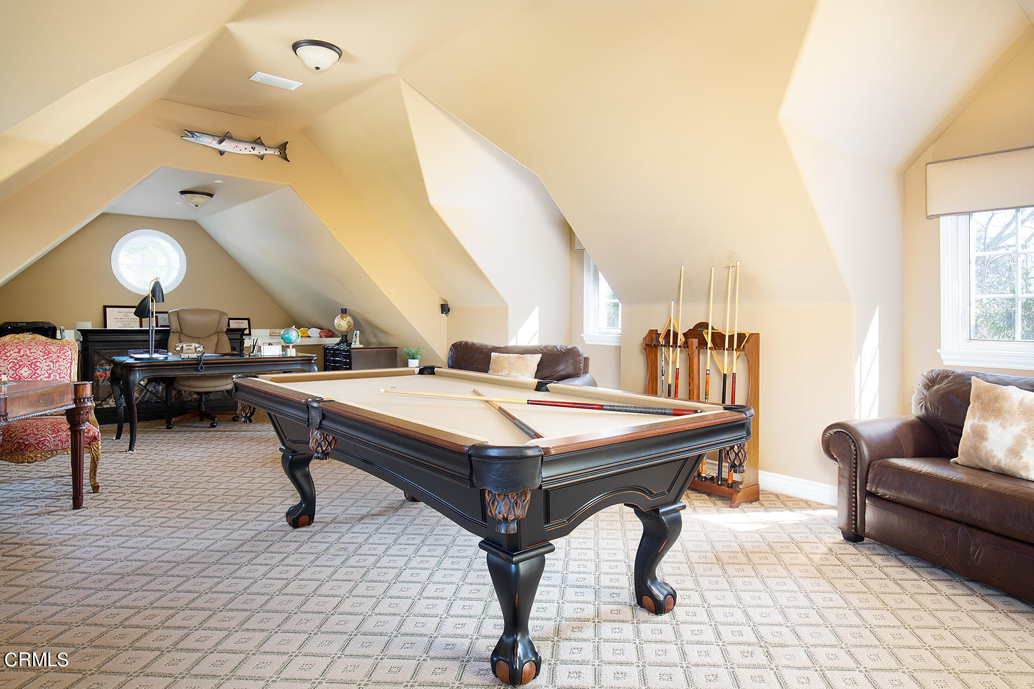 4535 Lone Pine Lane La Canada Flintridge, CA 91011 - Photo 40 of 62 a living room with furniture and a chandelier
