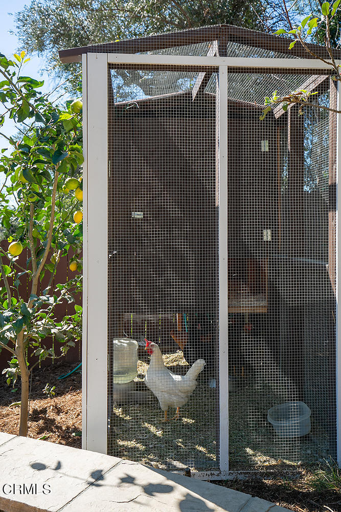 4535 Lone Pine Lane La Canada Flintridge, CA 91011 - Photo 49 of 62 a view of a glass door