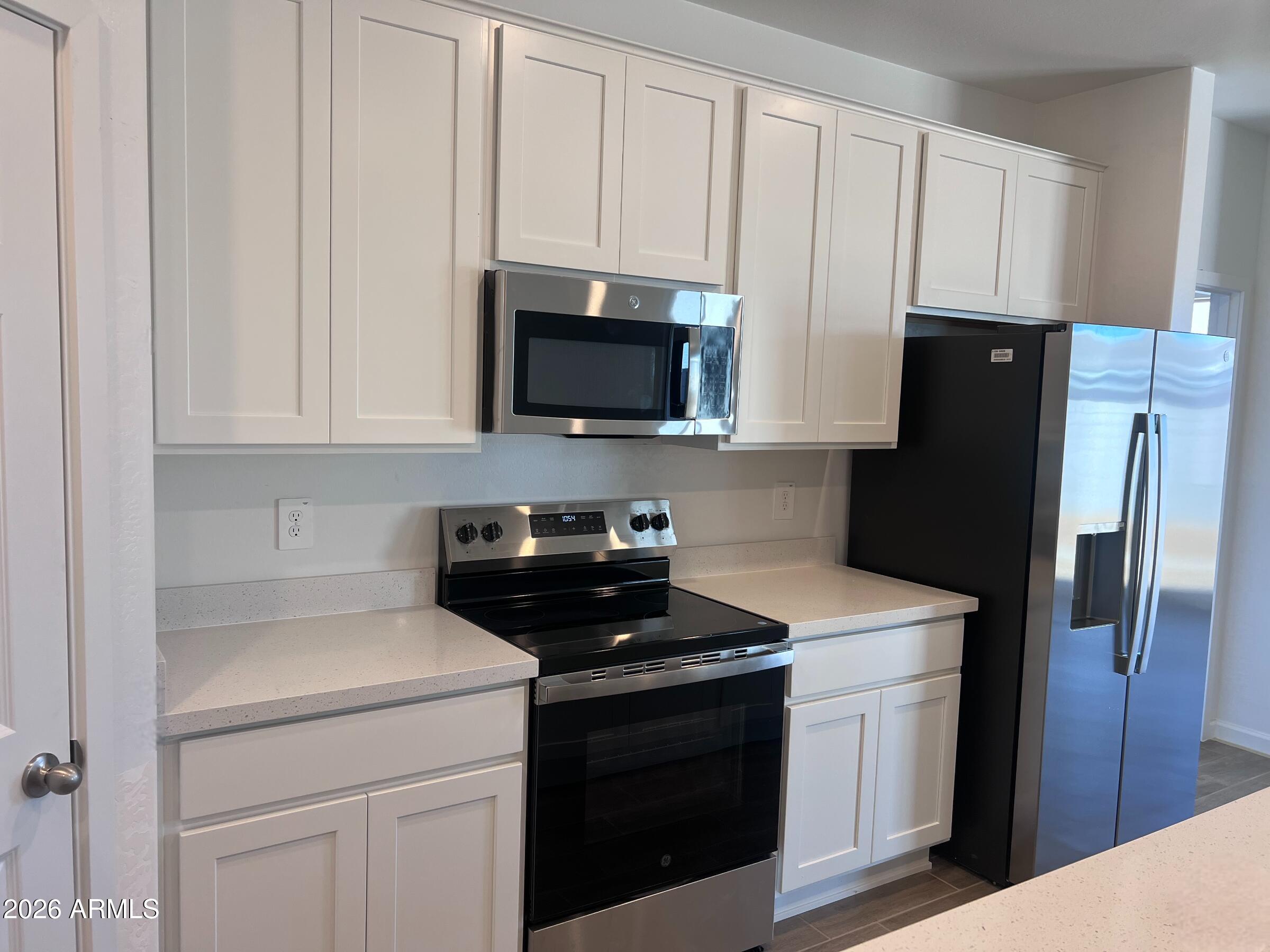 9532 West Gaby Road Tolleson, AZ 85353 - Photo 3 of 13 002 Kitchen