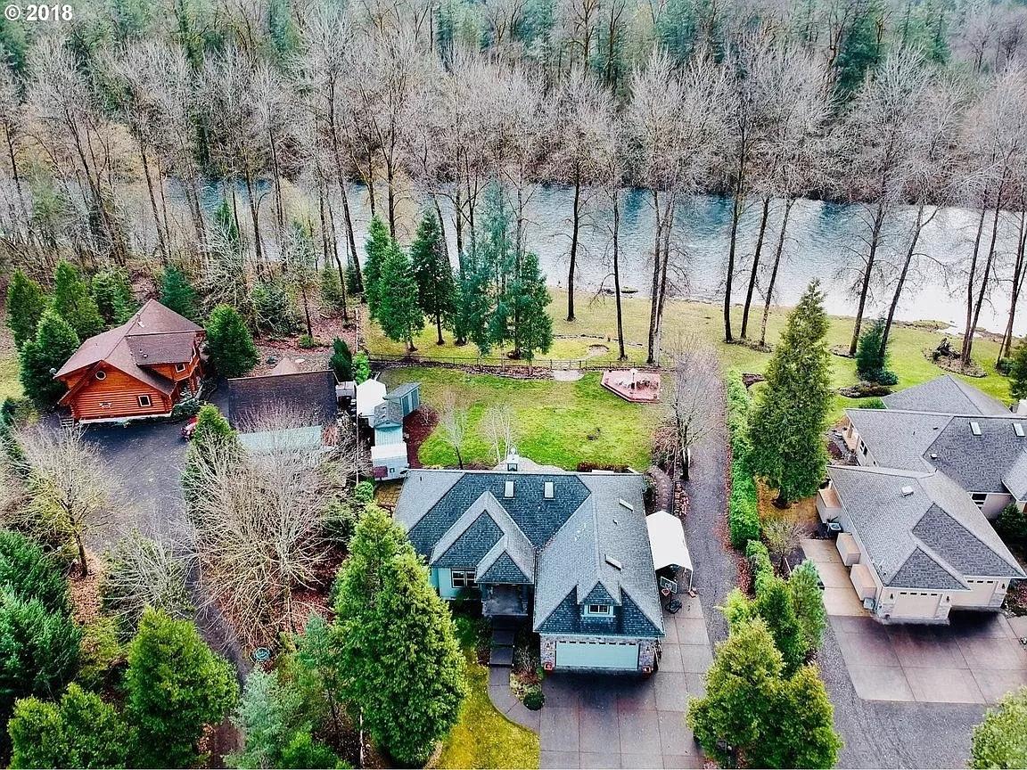 76346 River Road Oakridge, OR 97463 - Photo 5 of 25 5
