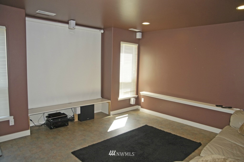 5444 Salish Road Blaine, WA 98230 - Photo 7 of 15 Gallery Image 7