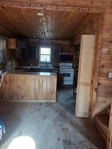 a view of a storage & utility room
