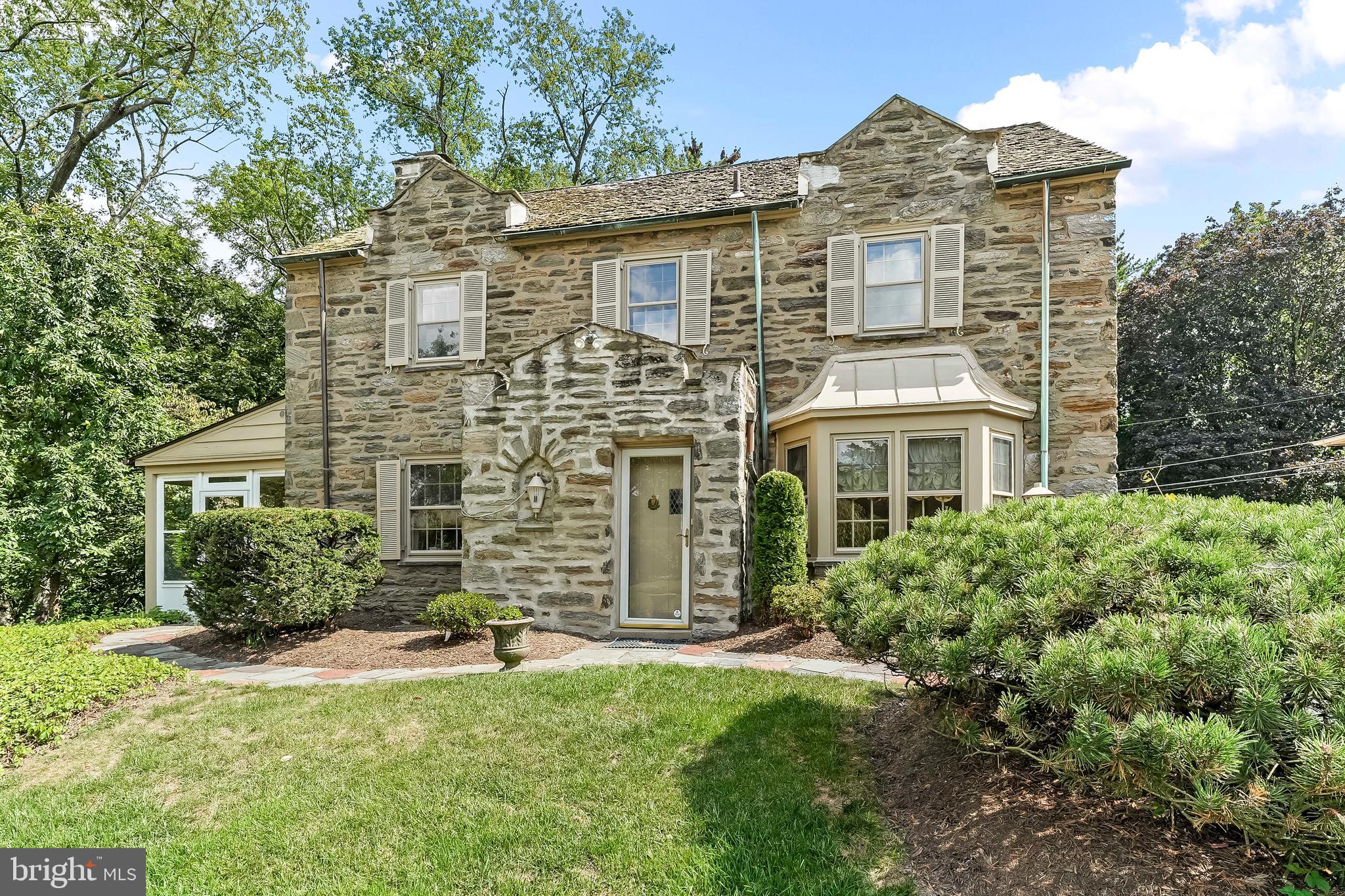 632 Foxcroft Road Elkins Park, PA 19027 - Photo 2 of 55