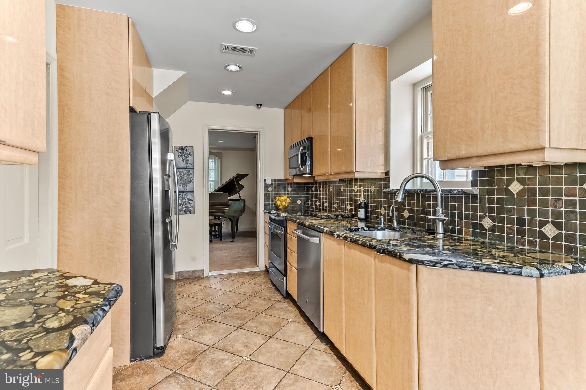 632 Foxcroft Road Elkins Park, PA 19027 - Photo 24 of 55