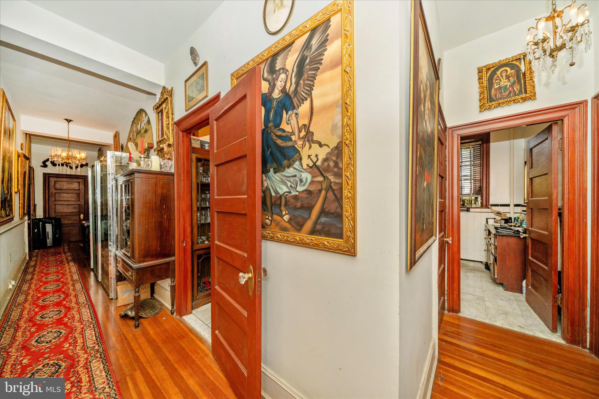 1852 Columbia Road Northwest, Unit 101 Washington, DC 20009 - Photo 13 of 55 Hallway