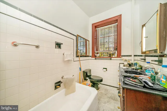 $700,000 | 1852 Columbia Road Northwest, Unit 101, Washington, DC 20009