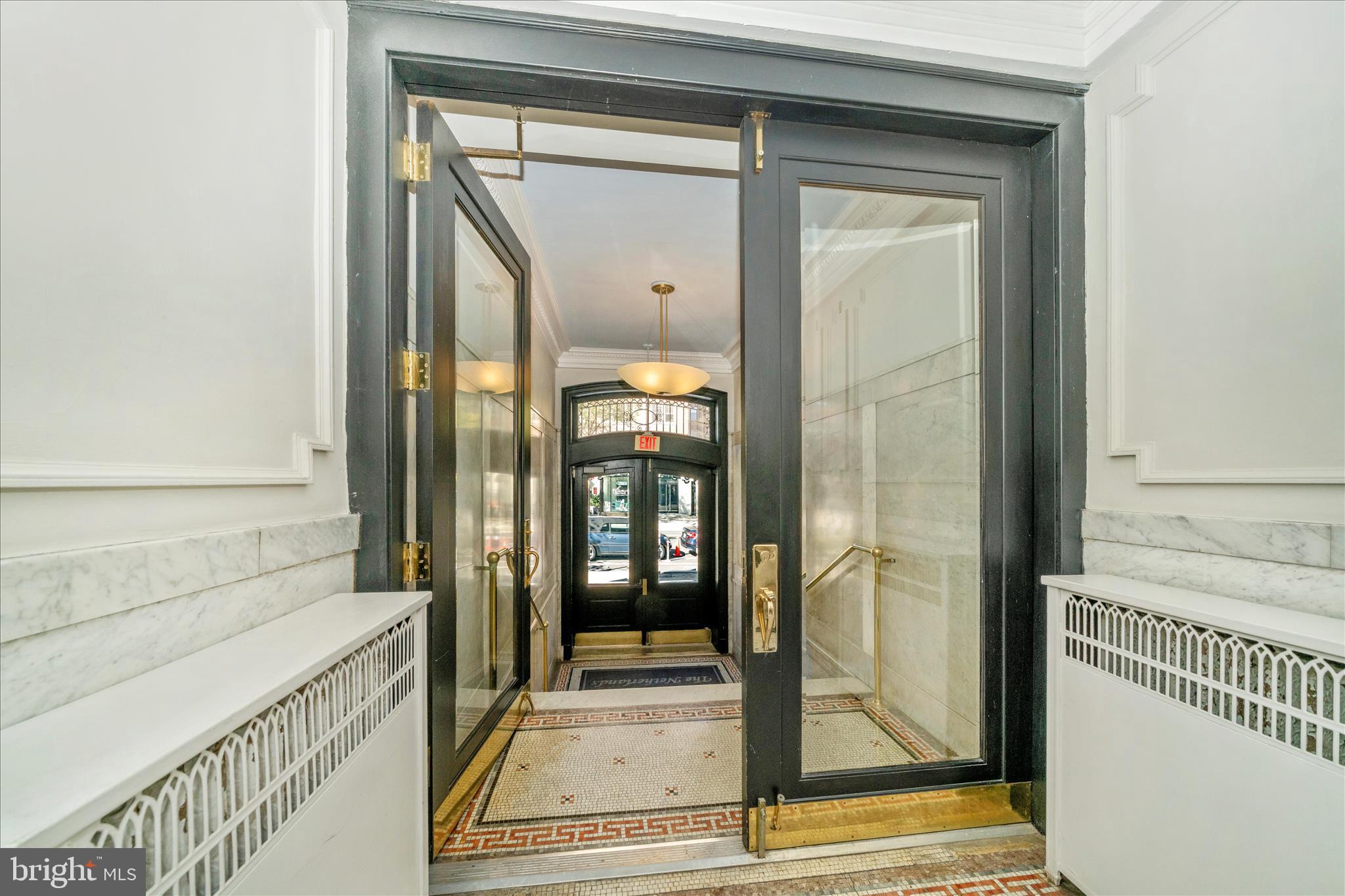 1852 Columbia Road Northwest, Unit 101 Washington, DC 20009 - Photo 42 of 55 Entrance