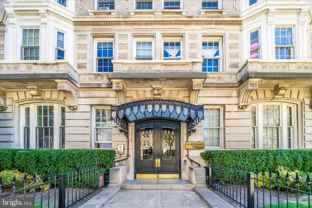 $700,000 | 1852 Columbia Road Northwest, Unit 101, Washington, DC 20009