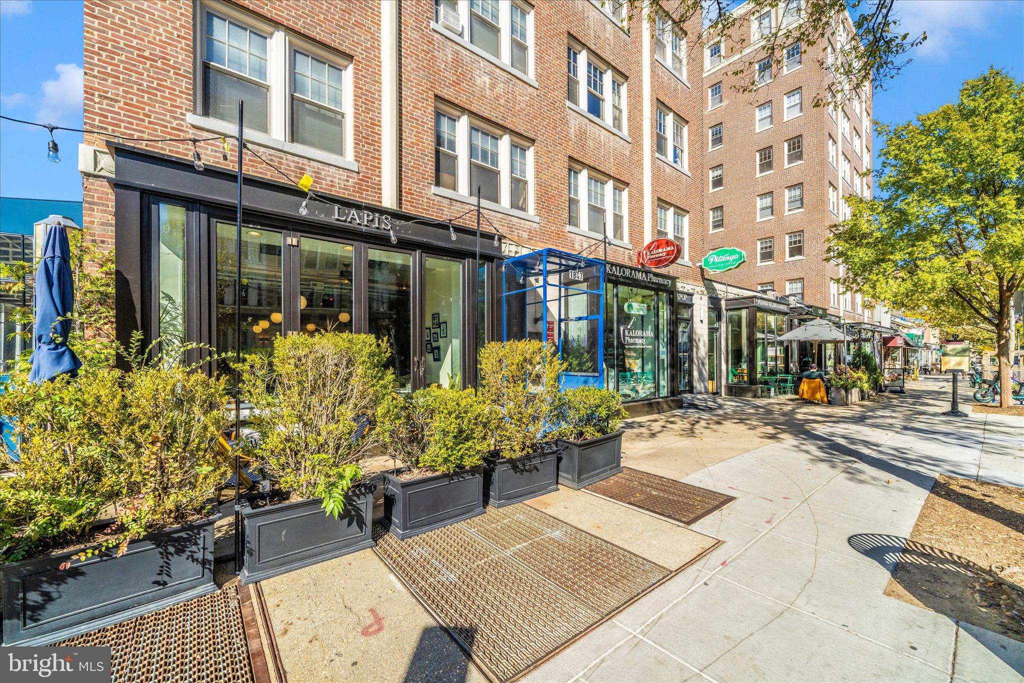 1852 Columbia Road Northwest, Unit 101 Washington, DC 20009 - Photo 51 of 55 Exterior Front