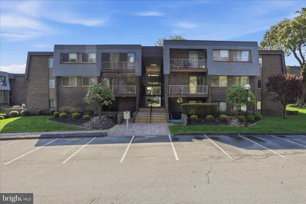 $250,000 | 8 Stonehenge Circle, Unit 87, Baltimore, MD 21208