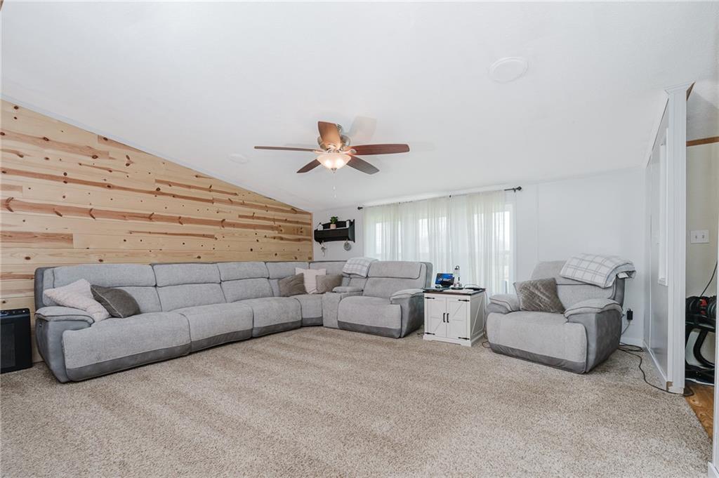 1234 Tower Hill Road Northern Cambria, PA 15714 - Photo 9 of 37