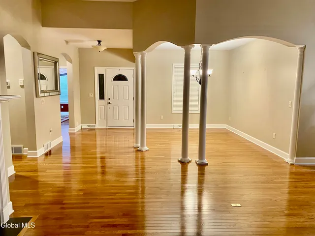 $559,900 | 488 Picard Road, New Scotland, NY 12009