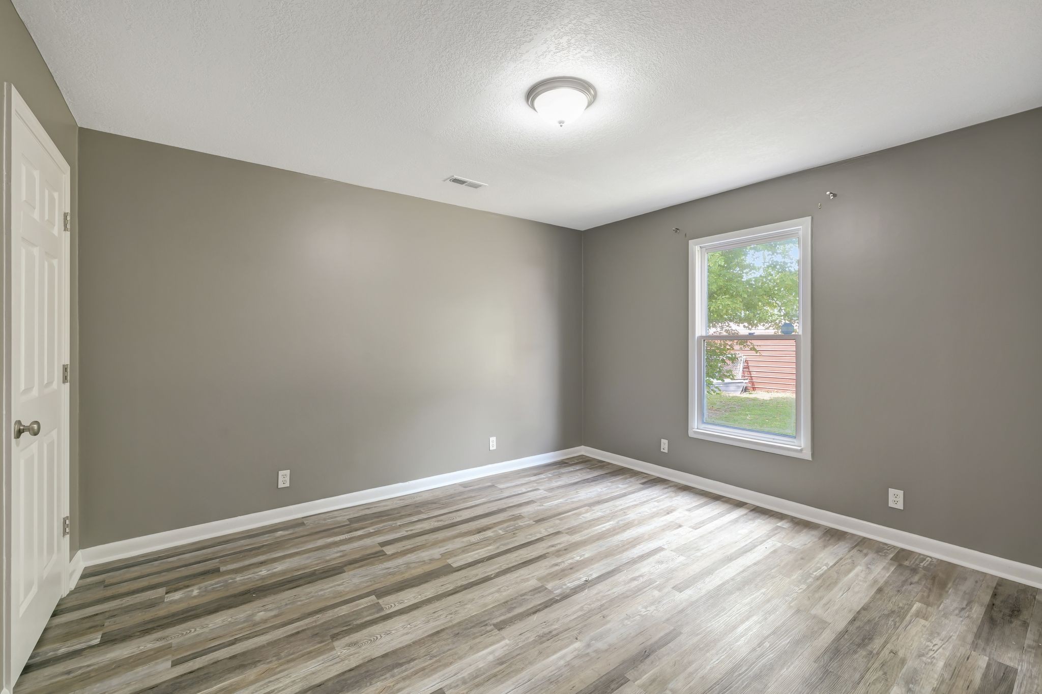 605 East Main Street Decherd, TN 37324 - Photo 20 of 27 Gallery Image 20