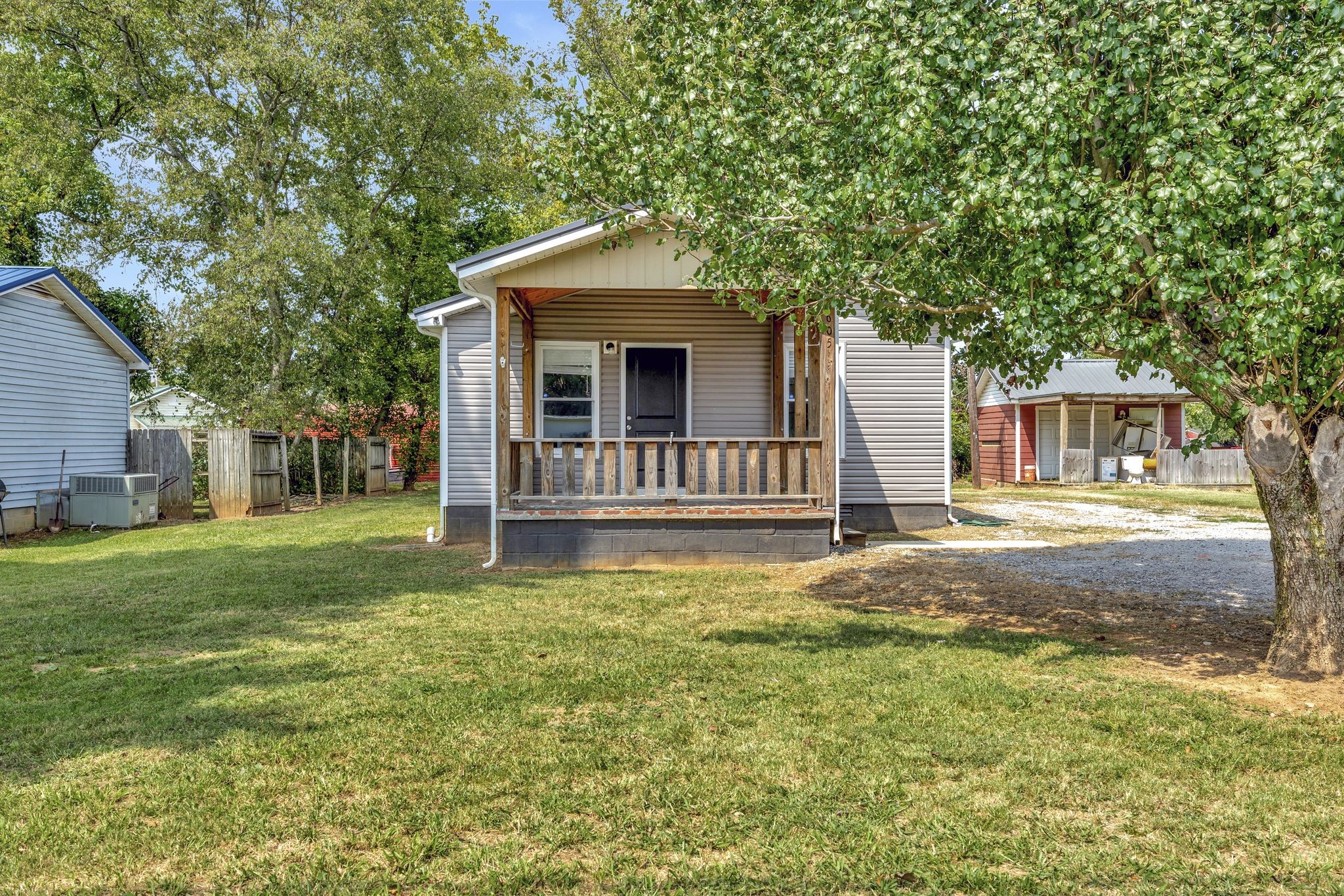 605 East Main Street Decherd, TN 37324 - Photo 2 of 27 Gallery Image 2