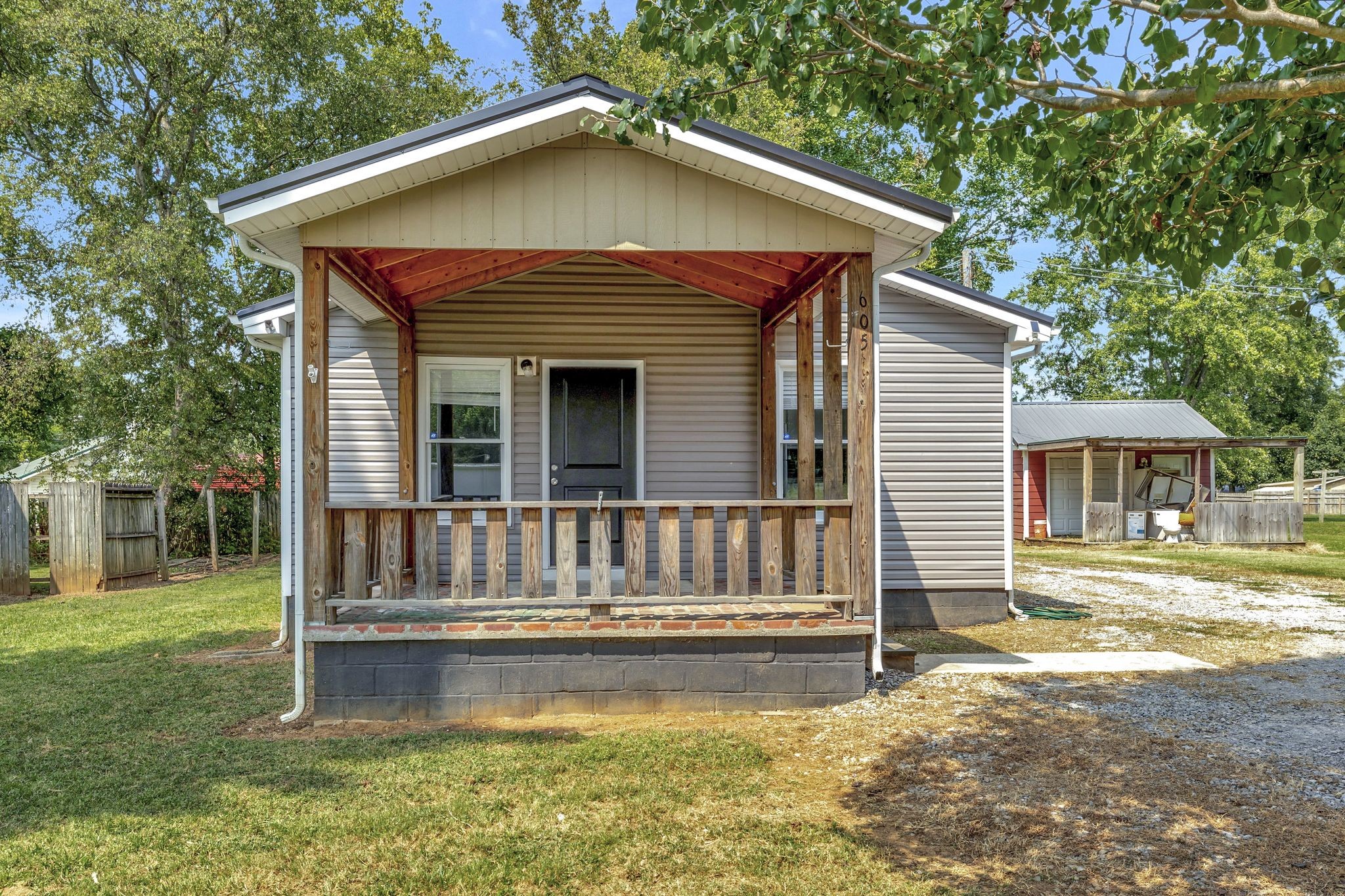 605 East Main Street Decherd, TN 37324 - Photo 3 of 27 Gallery Image 3
