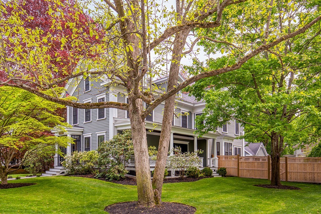 77 Sudbury Road Concord, MA 01742 - Photo 1 of 16 Gallery Image 1