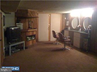 1235 Rainer Road Brookhaven, PA 19015 - Photo 8 of 10