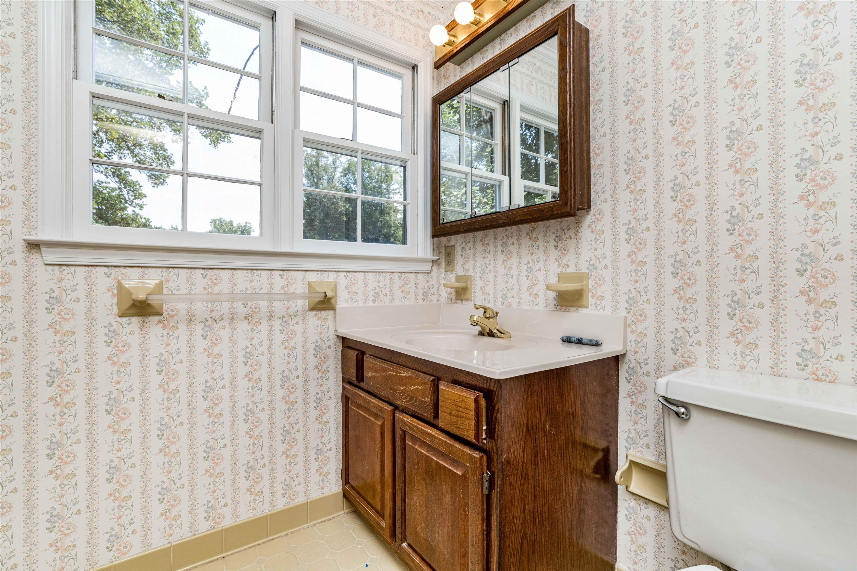 8645 Valley Brook Drive Raleigh, NC 27613 - Photo 21 of 32 Photo 21