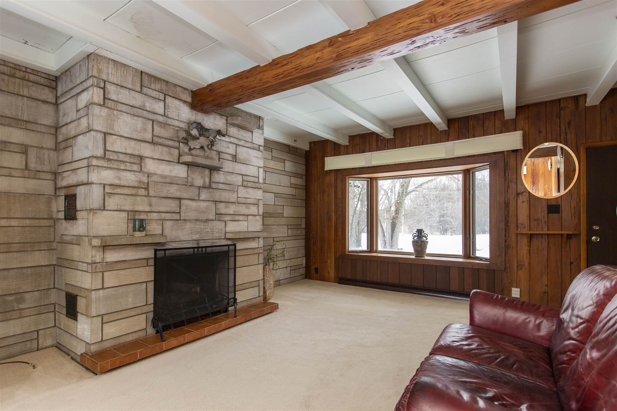 61877 Locust Road South Bend, IN 46614 - Photo 3 of 36