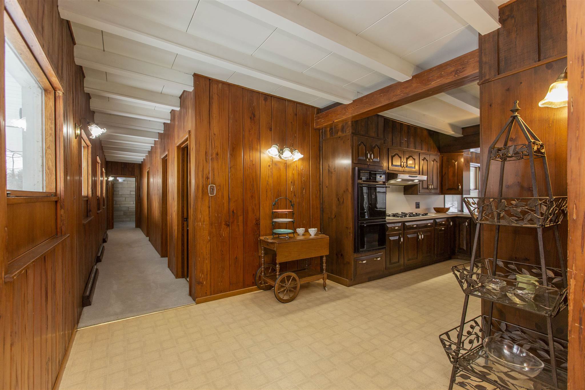 61877 Locust Road South Bend, IN 46614 - Photo 5 of 36