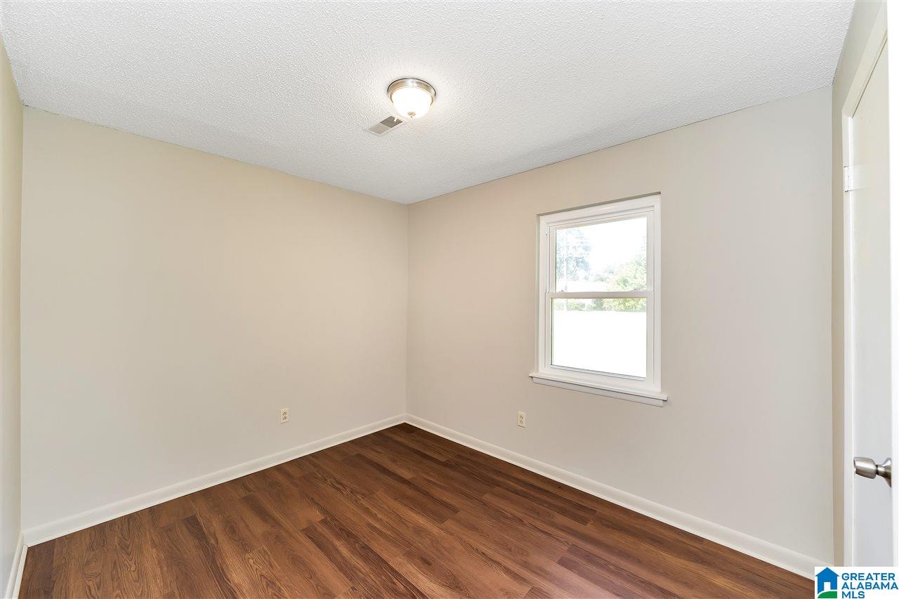 6017 Grizzard Road Northwest Huntsville, AL 35810 - Photo 4 of 10