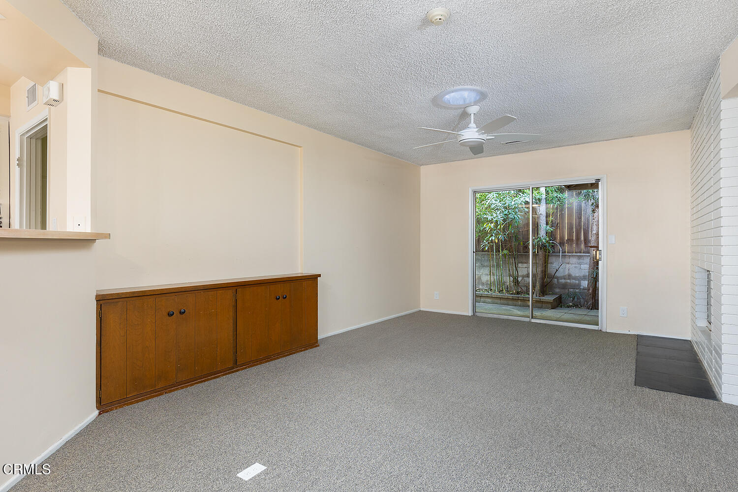 501 Martos Drive South Pasadena, CA 91030 - Photo 9 of 31 an empty room with windows