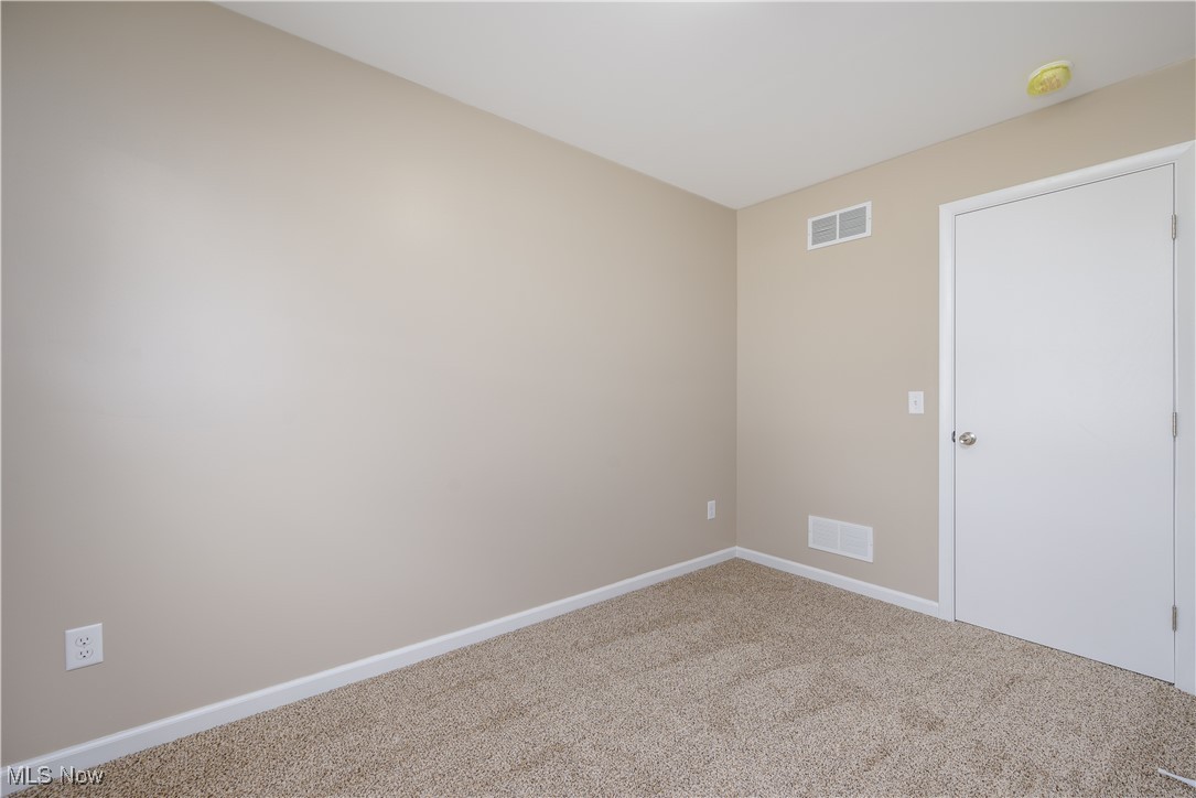 484 Lansing Road Akron, OH 44312 - Photo 17 of 32 Gallery Image 17