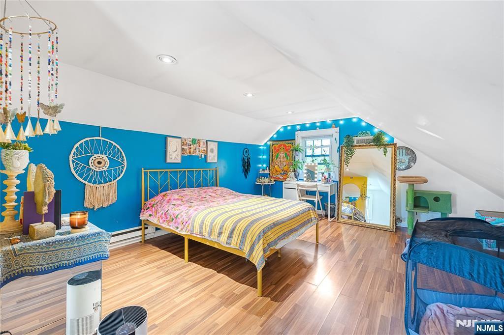 384 Woods Road Teaneck, NJ 07666 - Photo 13 of 17