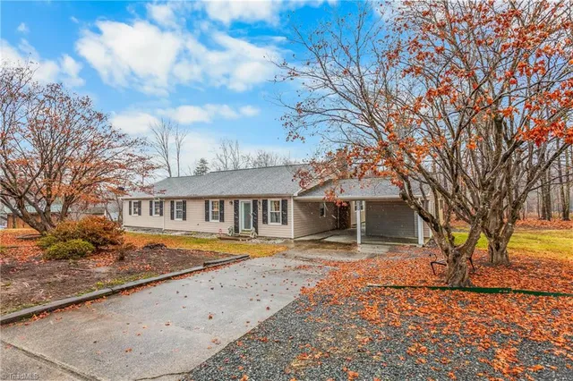 $285,000 | 1320 Pebblebrook Road, Winston-Salem, NC 27105