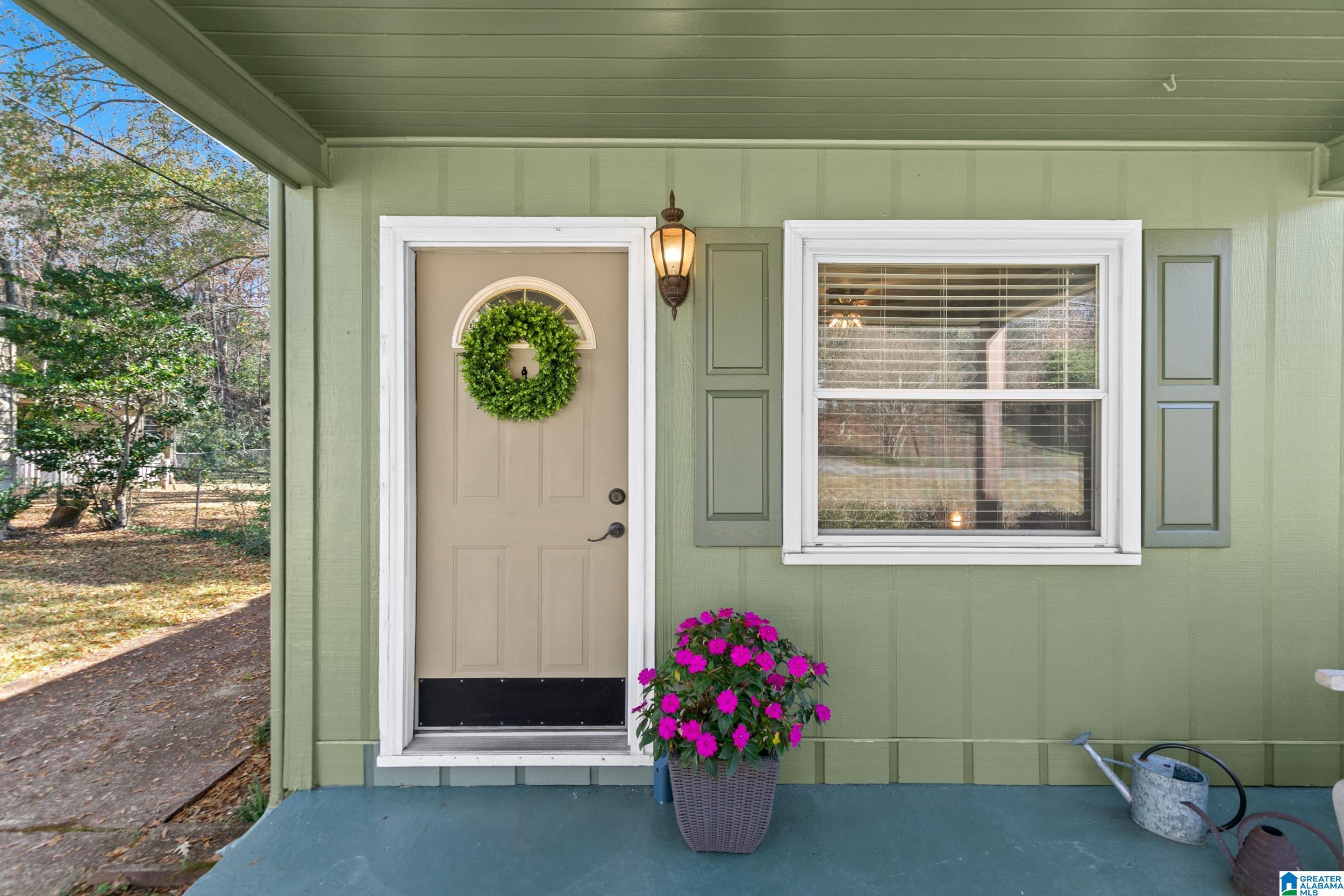 1333 Cresthill Road Birmingham, AL 35213 - Photo 2 of 37