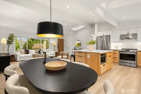 $1,699,998 | 1513 3rd Place, Kirkland, WA 98033