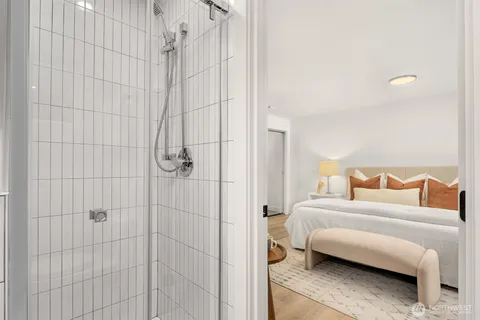 $1,699,998 | 1513 3rd Place, Kirkland, WA 98033