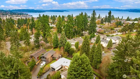 $1,699,998 | 1513 3rd Place, Kirkland, WA 98033