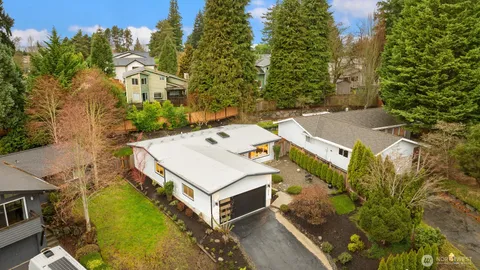 $1,699,998 | 1513 3rd Place, Kirkland, WA 98033