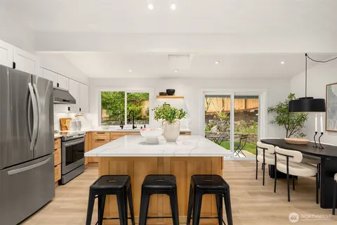 $1,699,998 | 1513 3rd Place, Kirkland, WA 98033