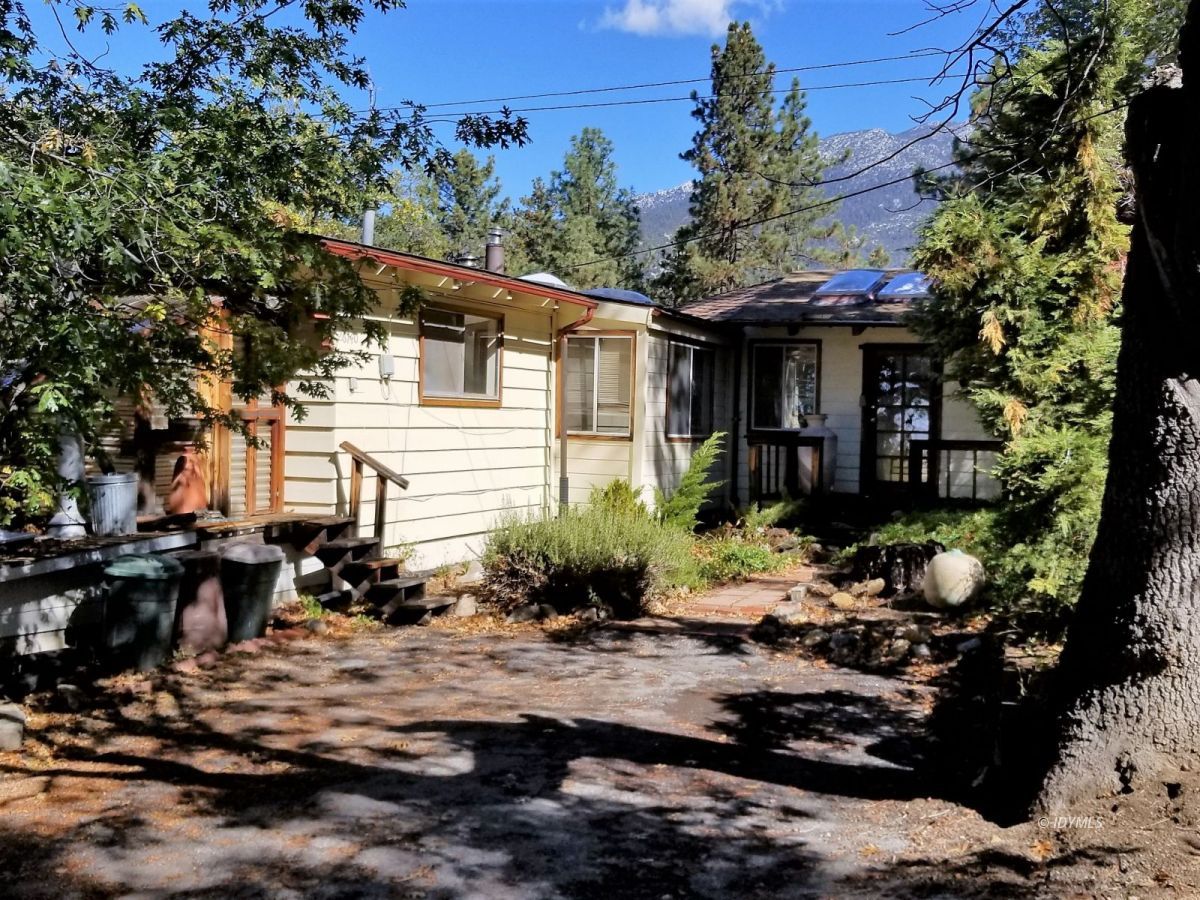 26740 Hopkins Road Idyllwild, CA 92549 - Photo 1 of 32 Front View