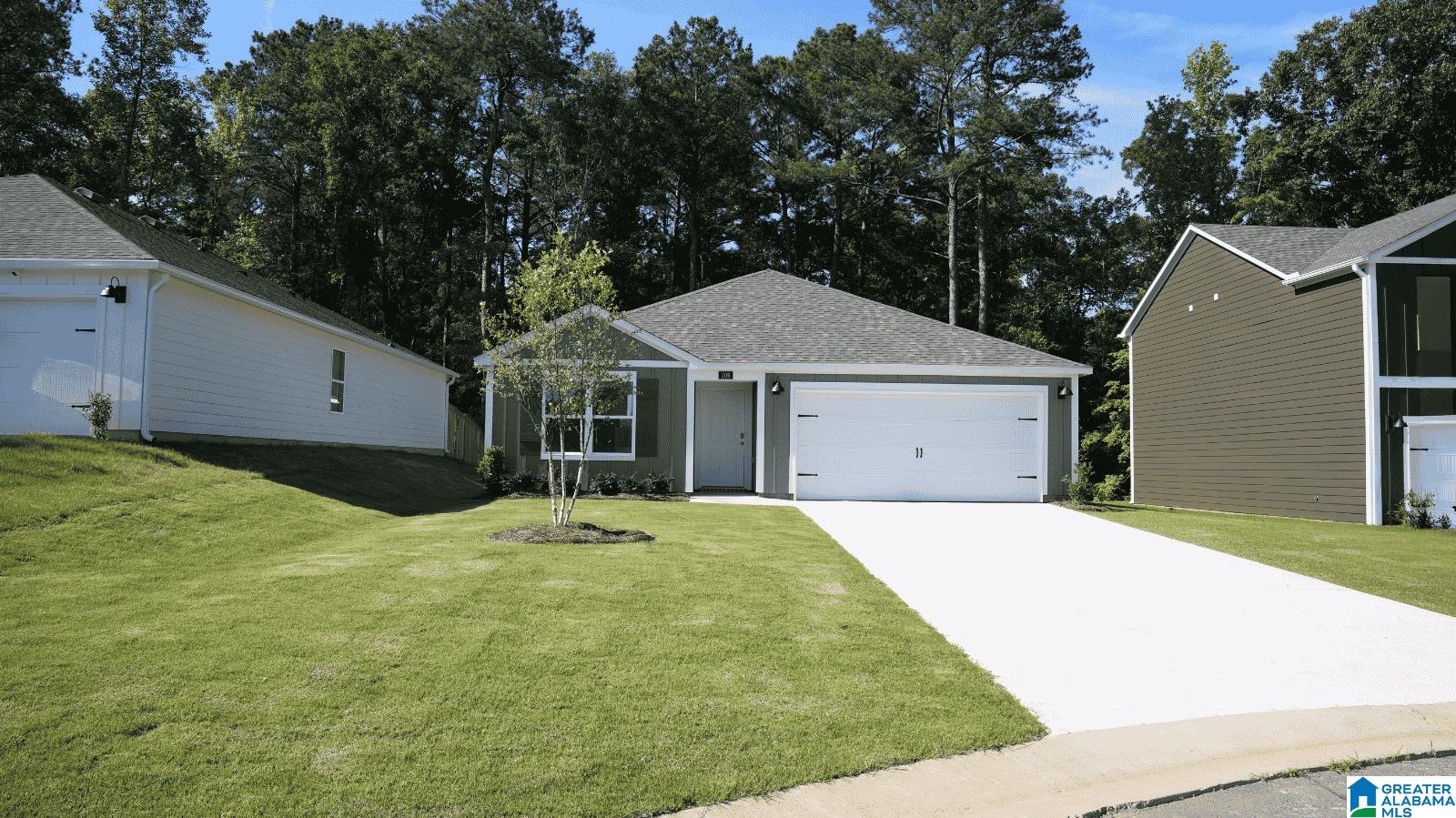 309 Willoughby Road Sterrett, AL 35147 - Photo 2 of 23