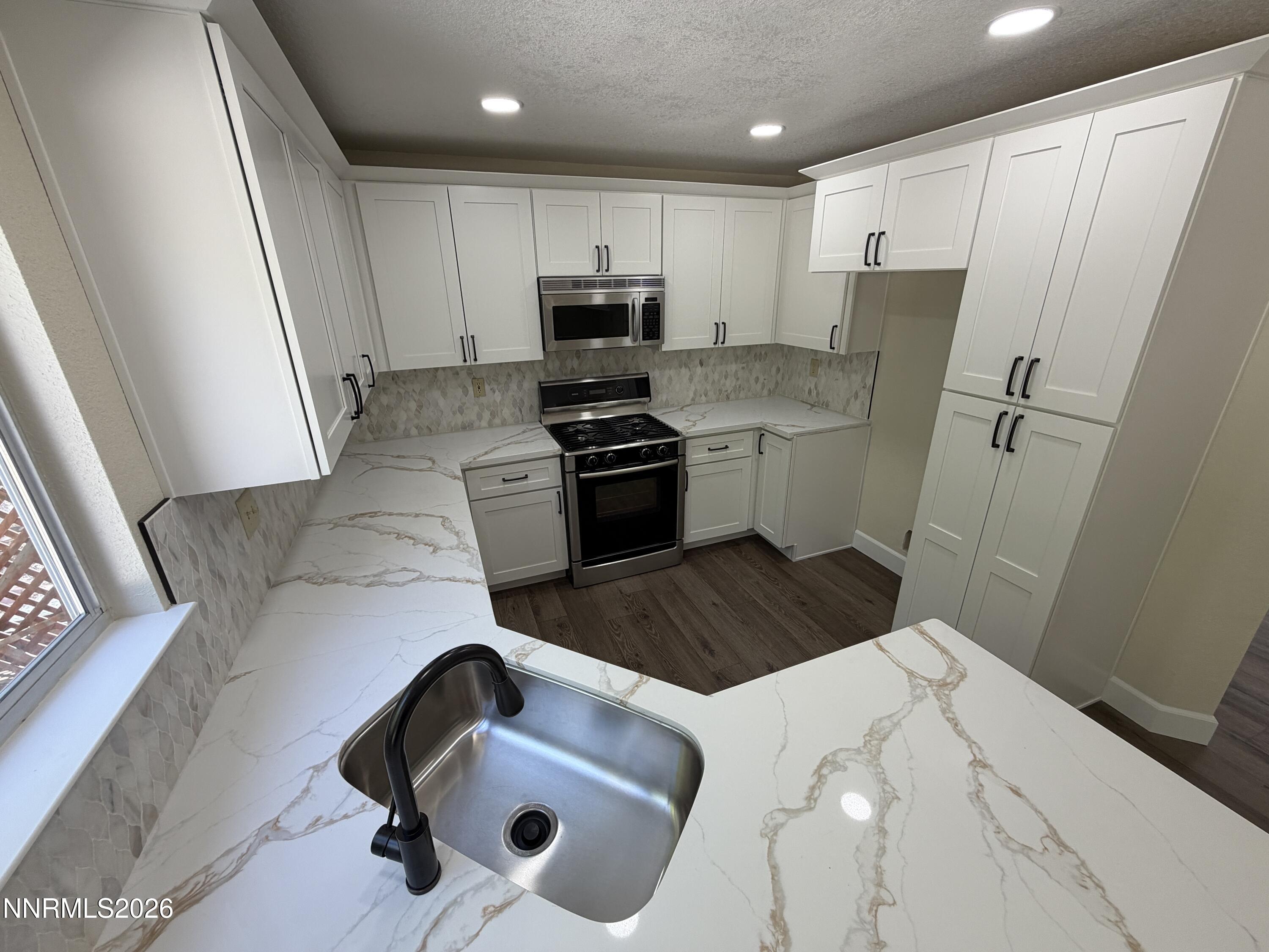 535 Cliff View Drive Reno, NV 89523 - Photo 16 of 69 IMG_9727