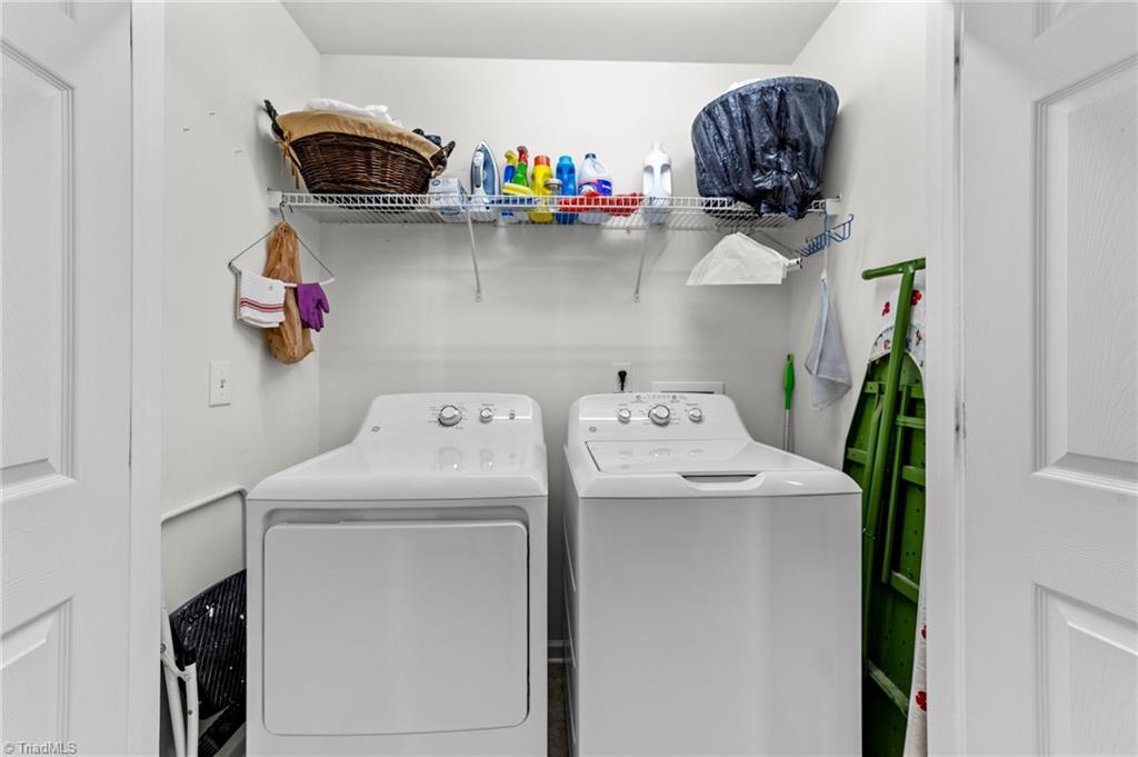702 Chas Court High Point, NC 27265 - Photo 13 of 40 Gallery Image 13
