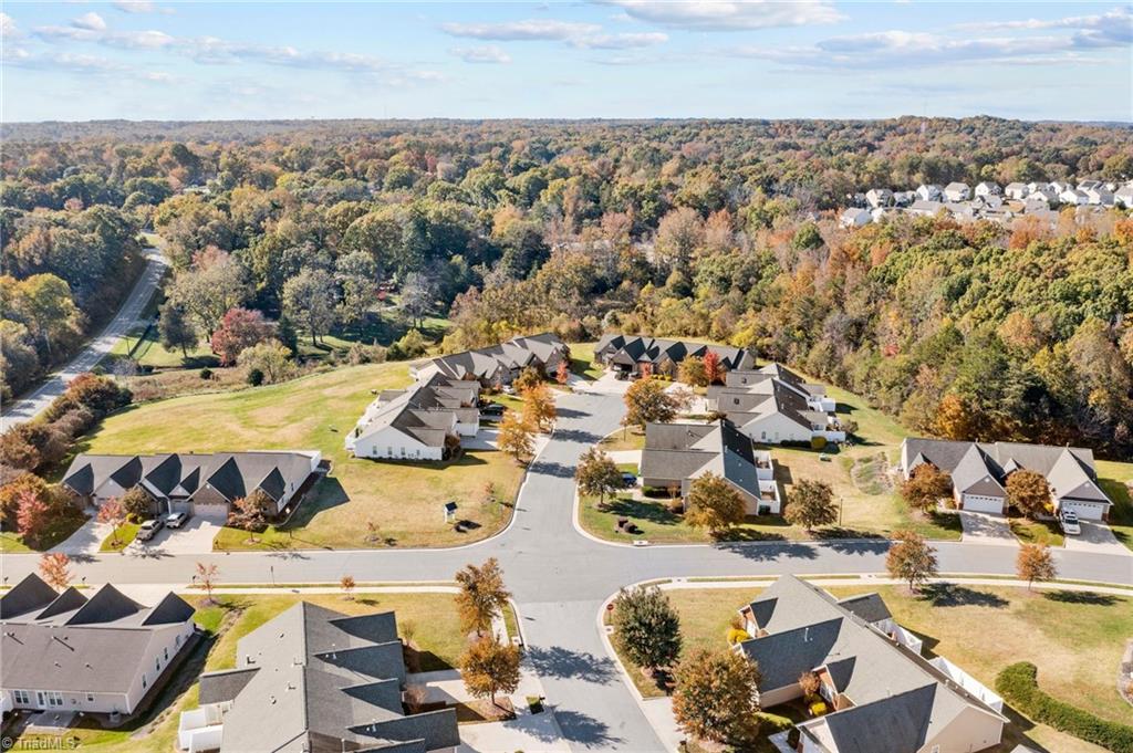 702 Chas Court High Point, NC 27265 - Photo 27 of 40 Gallery Image 27