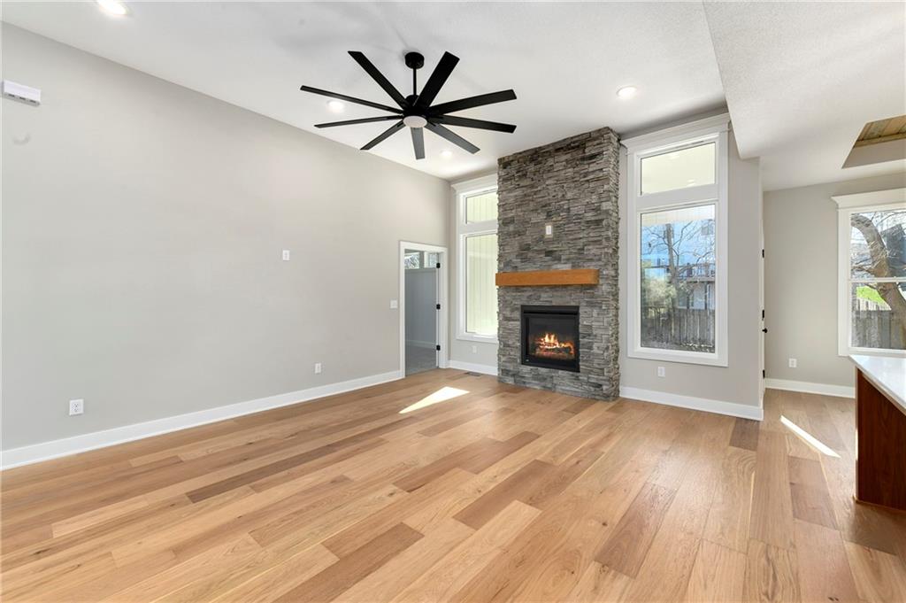 3940 Southwest Flintrock Drive Lee's Summit, MO 64082 - Photo 12 of 46