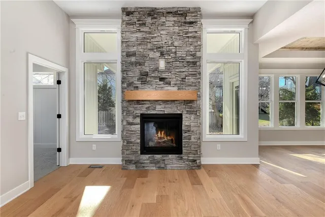 $699,900 | 3940 Southwest Flintrock Drive, Lee's Summit, MO 64082