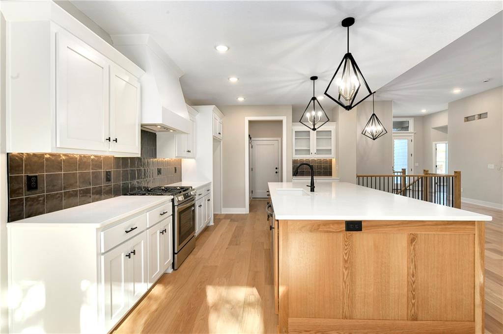 3940 Southwest Flintrock Drive Lee's Summit, MO 64082 - Photo 17 of 46