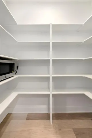 $699,900 | 3940 Southwest Flintrock Drive, Lee's Summit, MO 64082