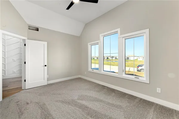 $699,900 | 3940 Southwest Flintrock Drive, Lee's Summit, MO 64082