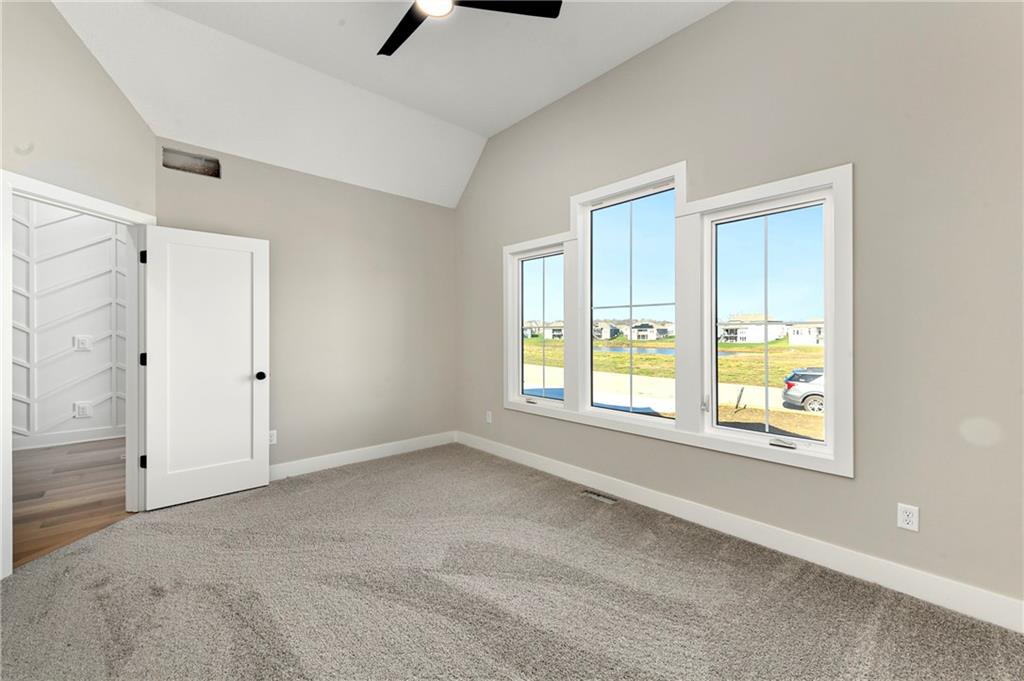 3940 Southwest Flintrock Drive Lee's Summit, MO 64082 - Photo 25 of 45